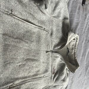 The North Face Men’s Light Gray Full-Zip Fleece Jacket